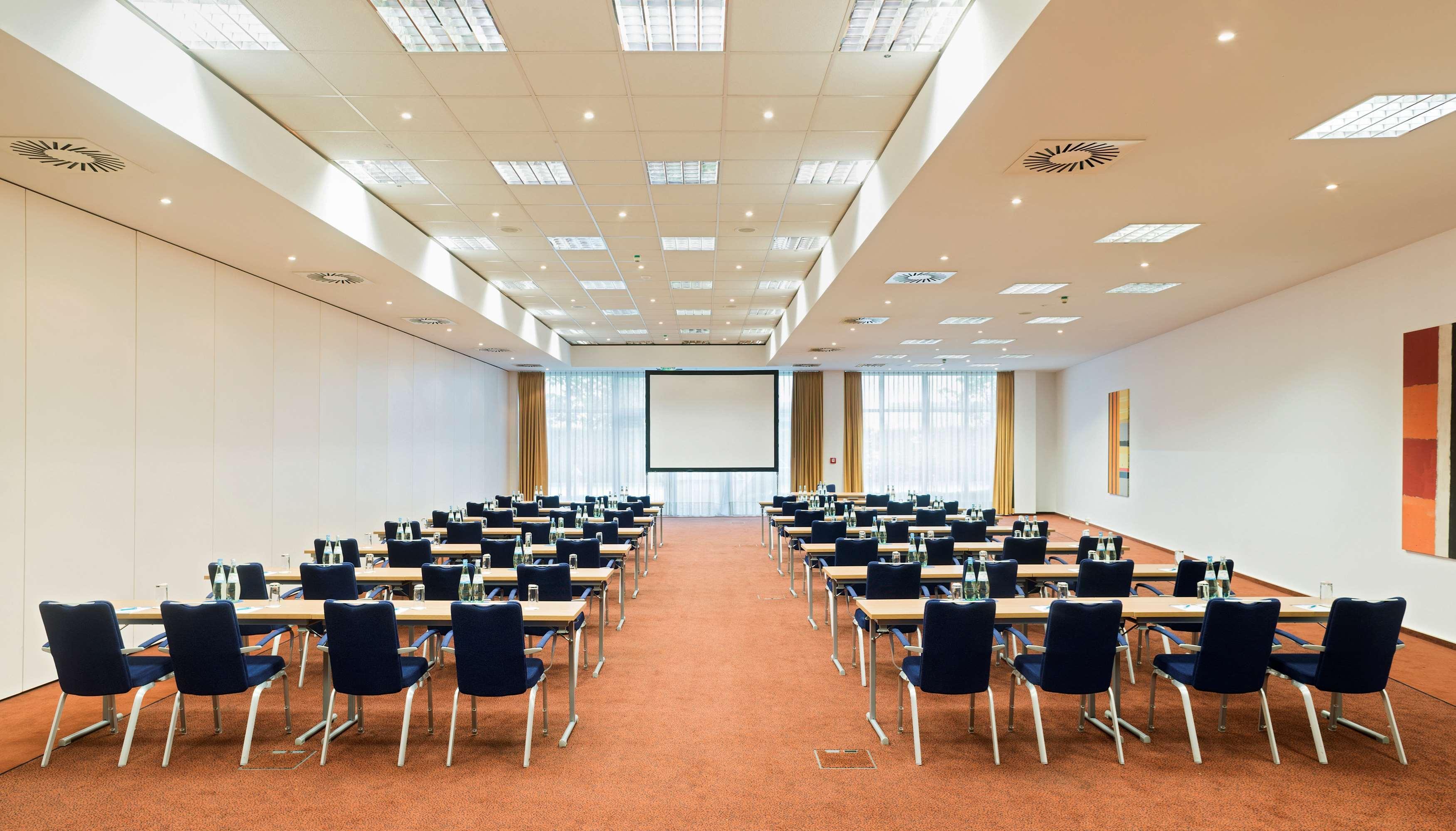 Nh Muenchen Ost Conference Center Hotel Aschheim Exterior photo