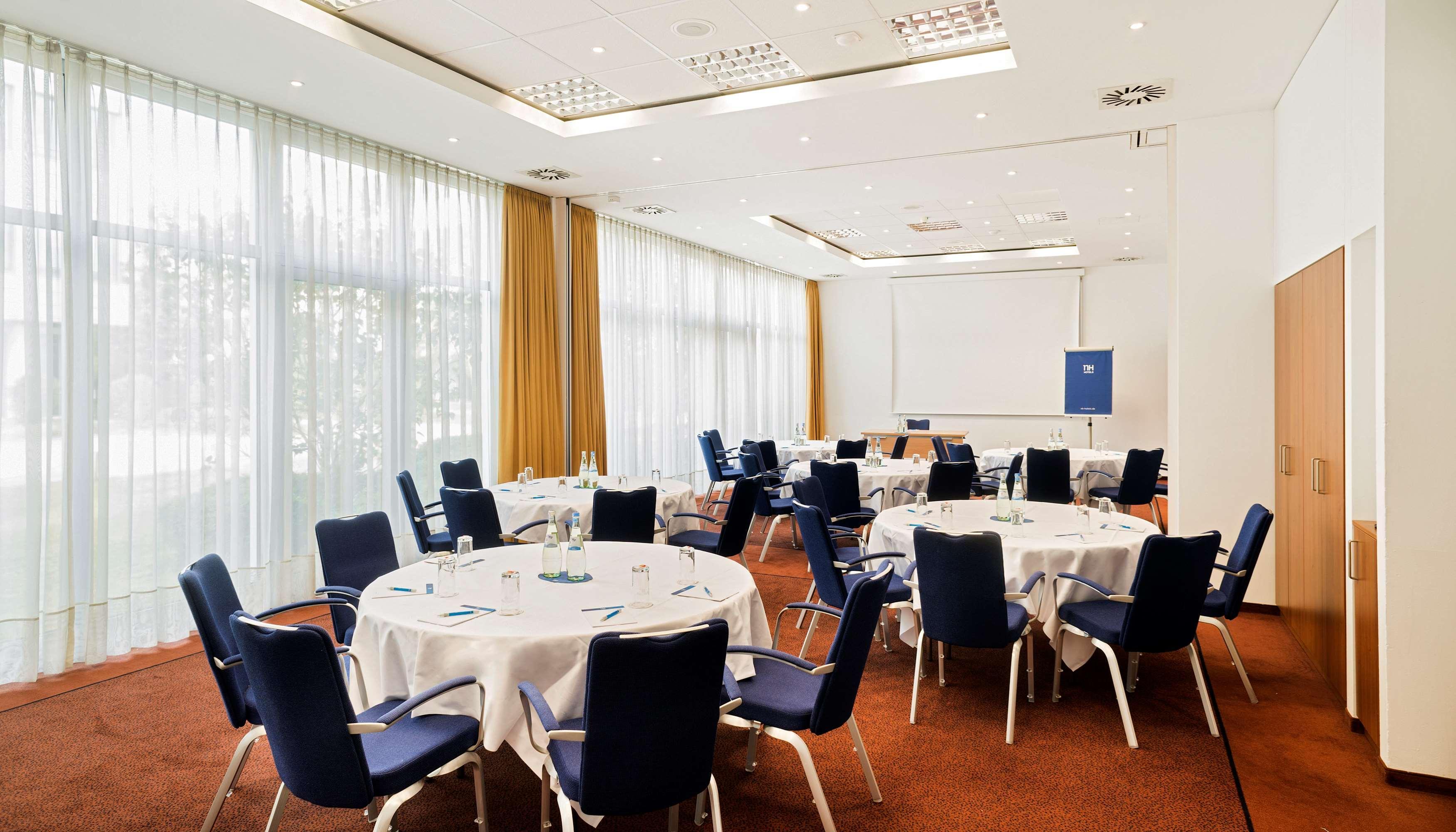 Nh Muenchen Ost Conference Center Hotel Aschheim Exterior photo