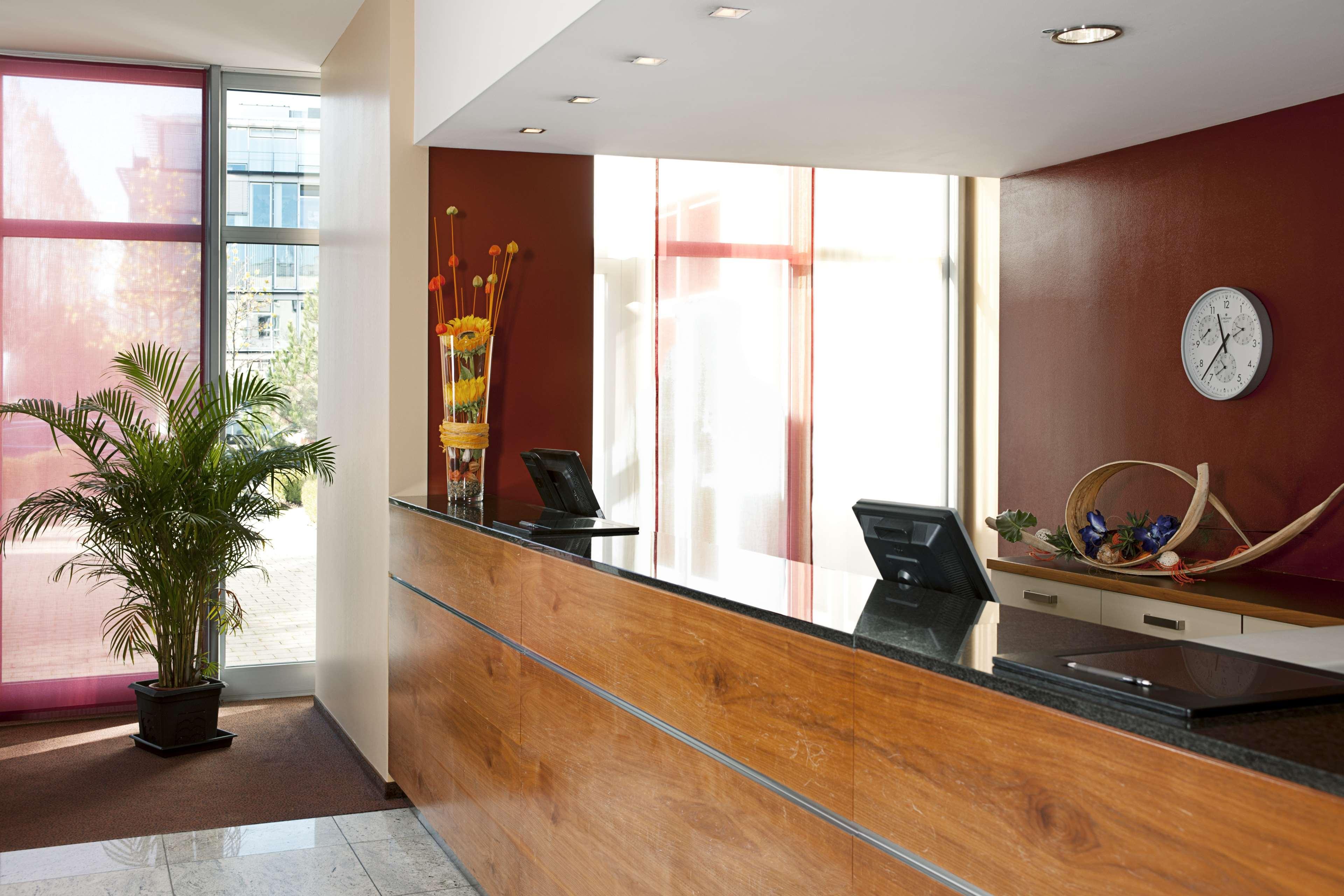 Nh Muenchen Ost Conference Center Hotel Aschheim Exterior photo