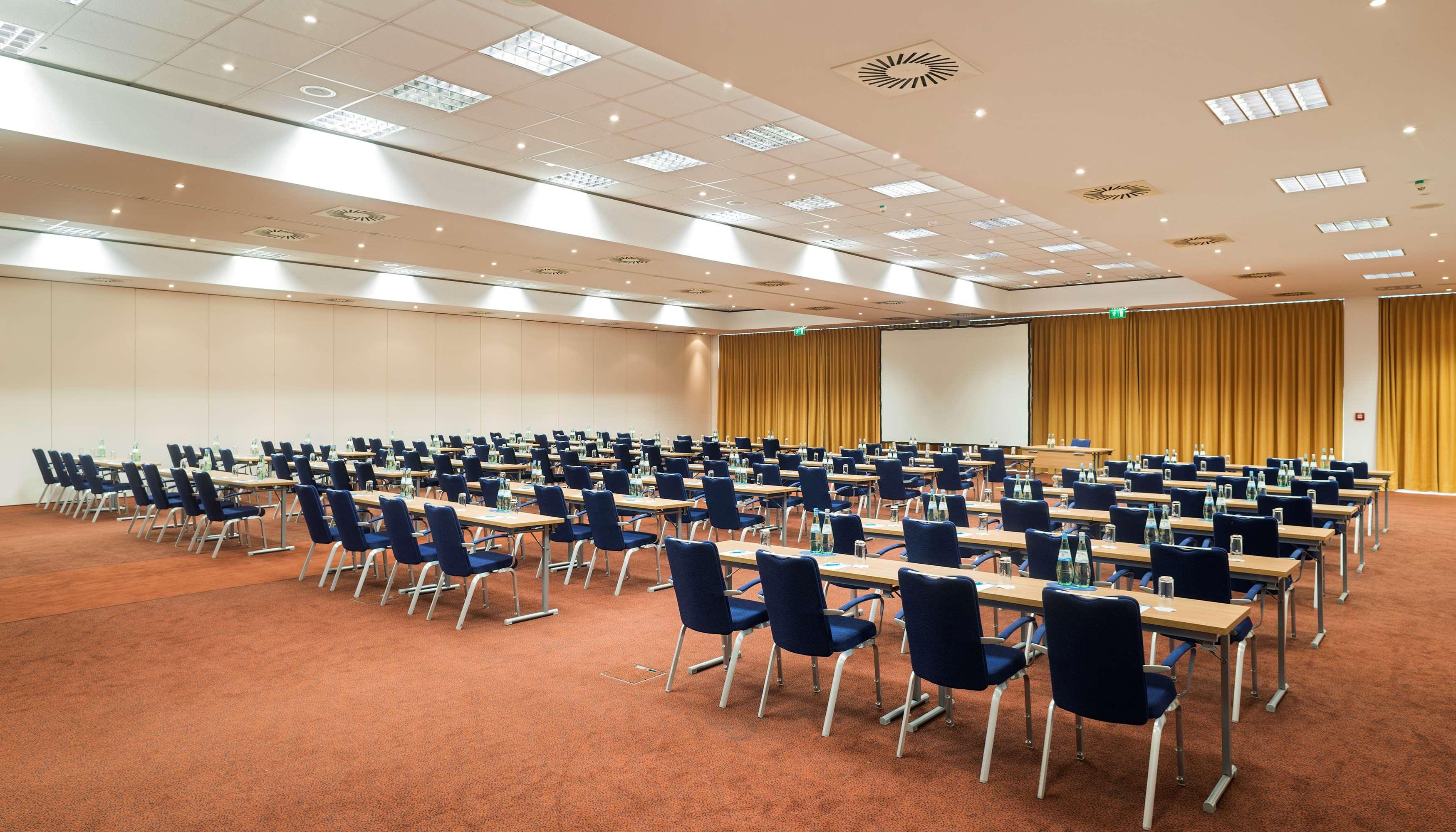 Nh Muenchen Ost Conference Center Hotel Aschheim Exterior photo