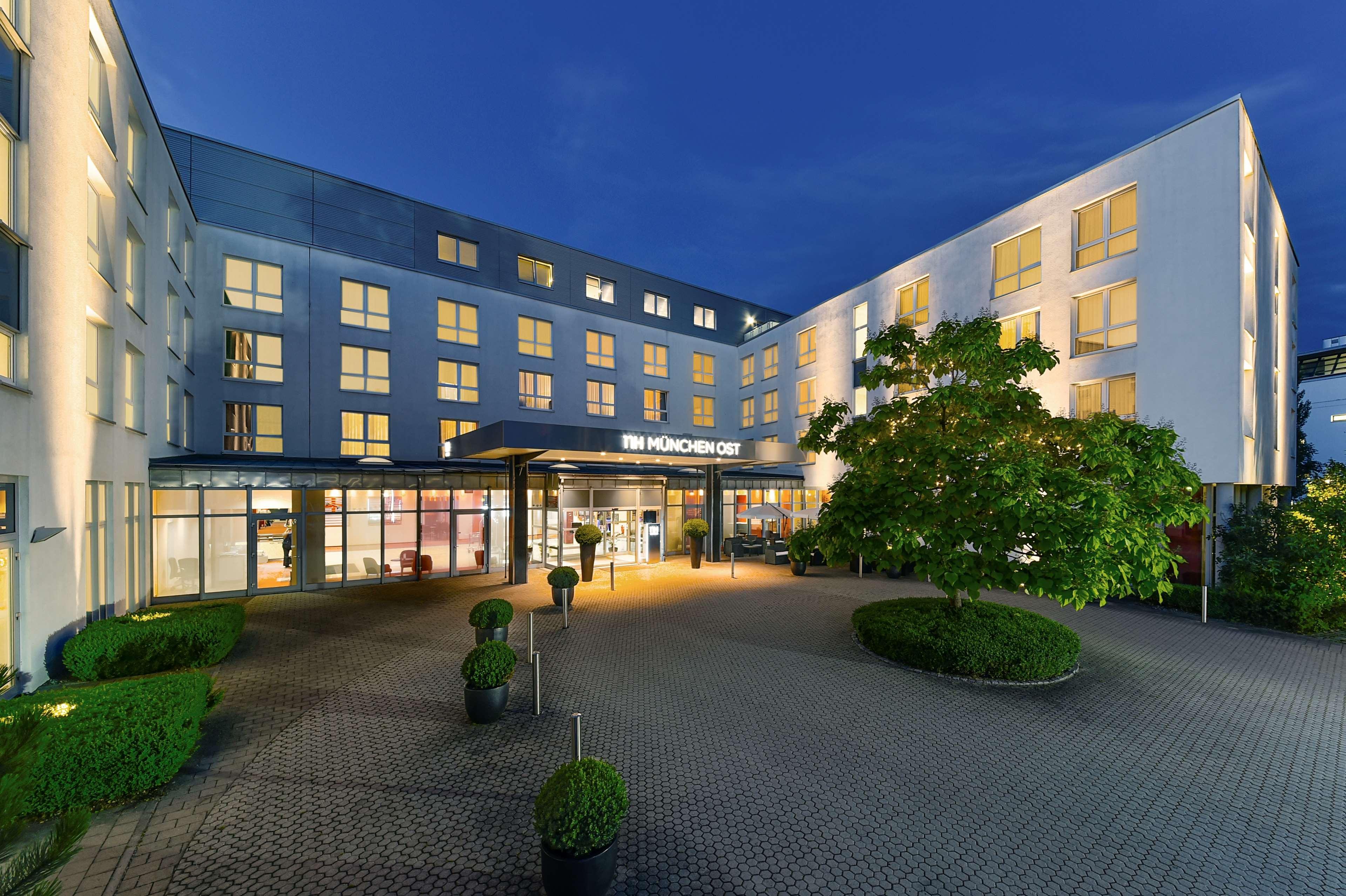 Nh Muenchen Ost Conference Center Hotel Aschheim Exterior photo